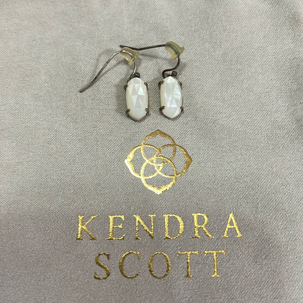 Kendra Scott Lee earrings